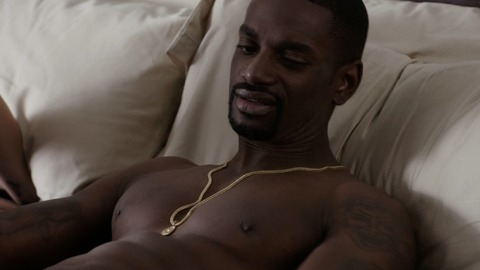 Sexiest Scenes of Malcolm 'Suger' Monroe from Murder in the First. Shirtless. 39041