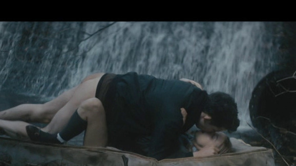 Josh O'Connor Nude as Jamie. Butt. 56828