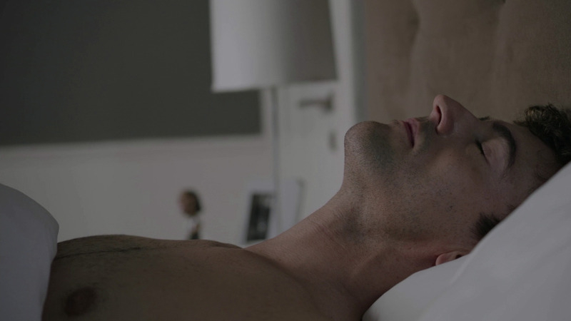 Hottest Luis Gerardo Méndez Scene in Club de Cuervos. Shirtless. 63326