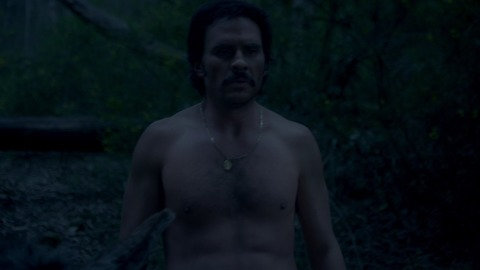 Sexiest Scenes of Gustavo Gaviria from Narcos. Shirtless. 58787