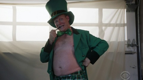 Dan Bakkedahl in Life In Pieces (2015-2018) Sexy Shirtless 45655