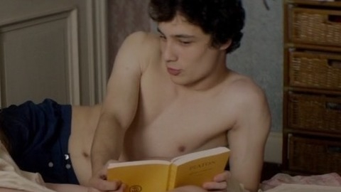 Quentin Dolmaire in My Golden Days (2015) Shirtless Straight 43833
