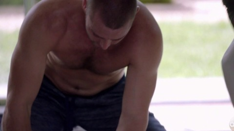 Jake McLaughlin in Quantico (2015-2018) Shirtless 60164