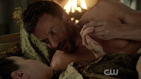 Craig Parker in Reign (2013-2017) Sexy Shirtless Straight 44491