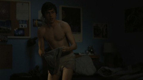Hottest Nat Wolff Scene in Paper Towns. Shirtless. 45356