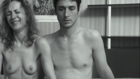 Jérémie Elkaïm in Indésirables (2013) Sexy Shirtless Straight 45774