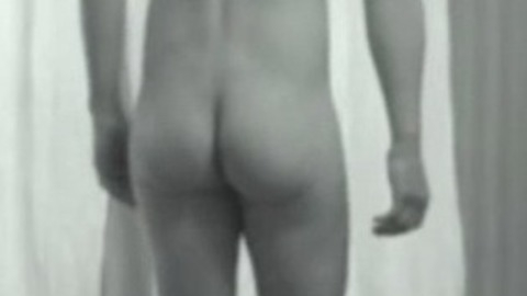 Jérémie Elkaïm in Indésirables (2013) Butt Shirtless 45769