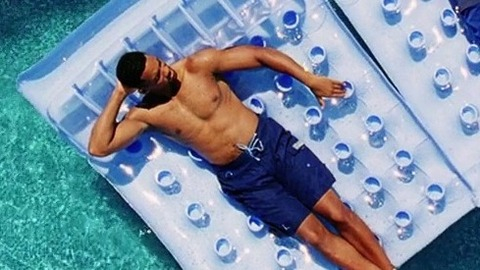 Will Smith in Bad Boys II (2003) Bathing Suit Sexy Shirtless 45753
