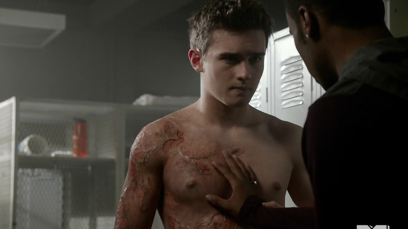 Hottest Michael Johnston Scene in Teen Wolf. Shirtless. 49286