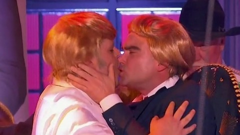 Johnny Galecki in Lip Sync Battle (2015-2019) Gay 48437