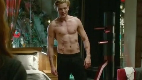 Dominic Sherwood in Shadowhunters (2016-2019) Sexy Shirtless 48724