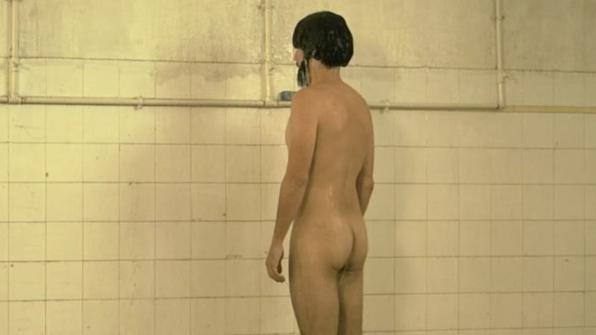 Gonçalo Waddington Nude in The Portuguese Falcon. Butt, Shirtless. 49294