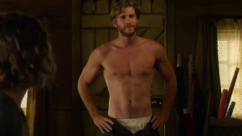 Liam Hemsworth in The Dressmaker (2015) Shirtless 60386
