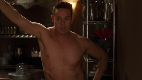 Kevin Alejandro in Lucifer (2016-2021) Shirtless 81270