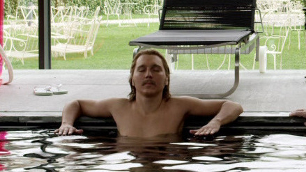 Sexiest Scenes of Jimmy Tree from Youth. Shirtless. 49973