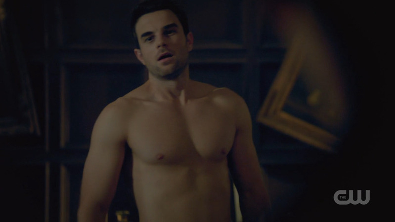 The Originals's Sexiest Scenes with Nathaniel Buzolic. Sexy, Shirtless. 82770