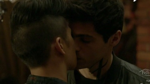 Matthew Daddario in Shadowhunters (2016-2019) Gay Sexy 65917