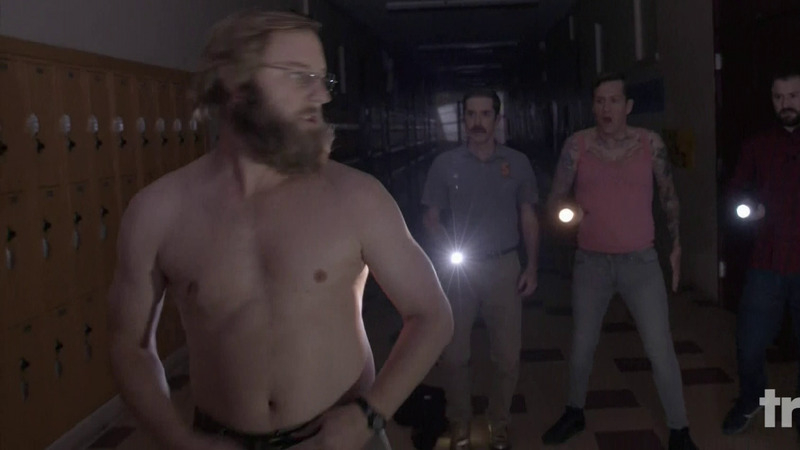 Sexiest Scenes of Geoffrey Quinn from Those Who Can't. Shirtless. 51869