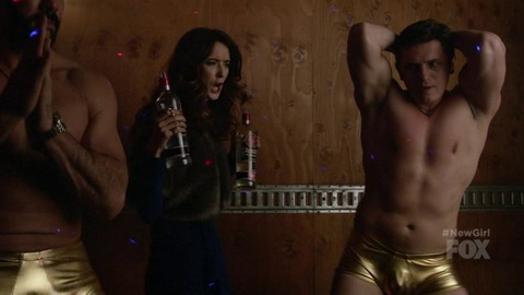 Hottest Zack Sayenko Scene in New Girl. Bulge, Sexy, Shirtless, Underwear. 52622