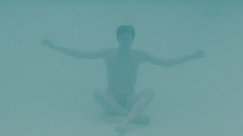 Finnegan Oldfield Nude in Bang Gang (A Modern Love Story). Balls, Penis, Shirtless. 57088