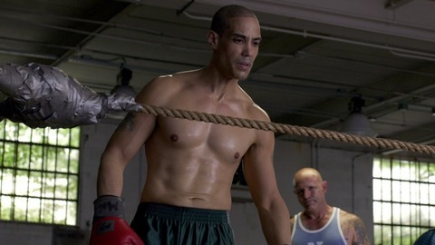 Ian Paola in Orange Is the New Black (2013-2019) Shirtless Boxer Boxing 55136