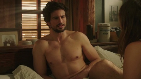 Tom Beck in Stadtlandliebe (2016) Shirtless 63781