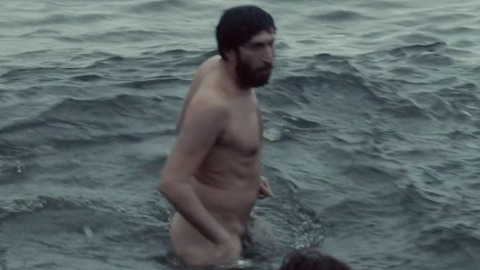 Fares Fares in The Commune (2016) Penis Shirtless 55386