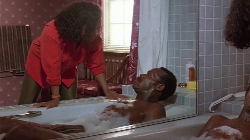 Sexiest Scenes of Roger Murtaugh from Lethal Weapon 3. Shirtless. 56183