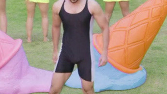 Sexiest Tusshar Kapoor Scene in Kya Kool Hain Hum 3. Bulge, Sexy. 56245