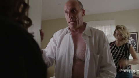 Sexiest Scenes of Hector Diaz from Dead of Summer. Shirtless. 56507
