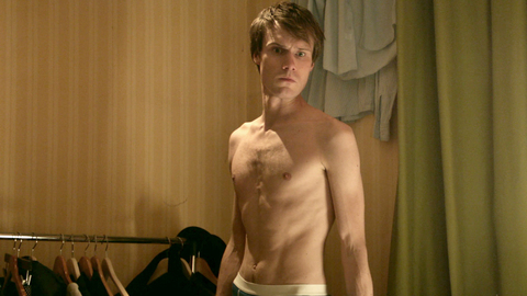 Hugh Skinner in Fleabag (2016-2019) Sexy Shirtless Underwear Abs Hairy Chest 56912