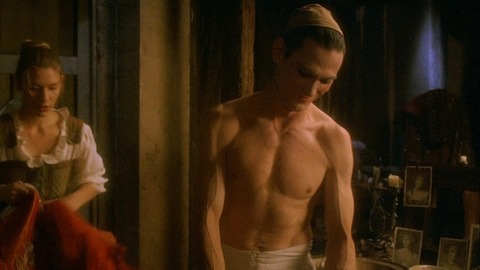 Billy Crudup in Stage Beauty (2004) Shirtless 57219