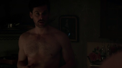 Tom Riley in The Collection (2016) Shirtless 66211