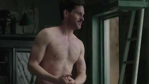 Tom Riley in The Collection (2016) Shirtless 58863
