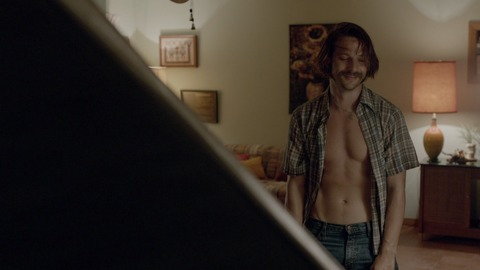 Logan Marshall-Green in Quarry (2016) Shirtless 66508