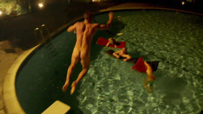 Liev Schreiber Naked in Chuck. Butt. 73813