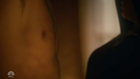This Is Us's Sexiest Scenes with Justin Hartley. Shirtless. 67362