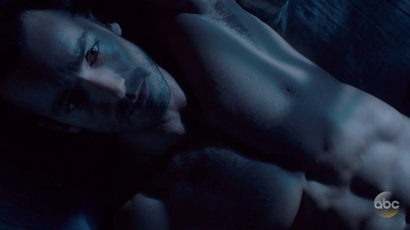 Hottest Leon Velez Scenes. Shirtless. 61167
