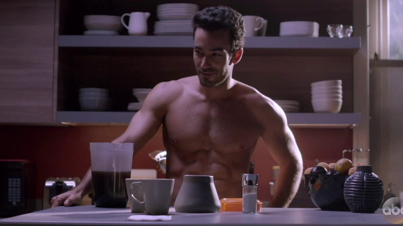 Hottest Leon Velez Scenes. Sexy, Shirtless. 60171