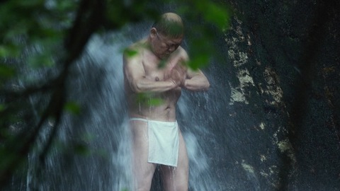 Jun Kunimura in The Wailing (2016) Shirtless 60057