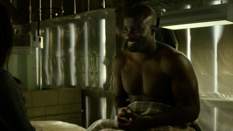 Mike Colter in Marvel's Luke Cage (2016-2018) Shirtless 60105