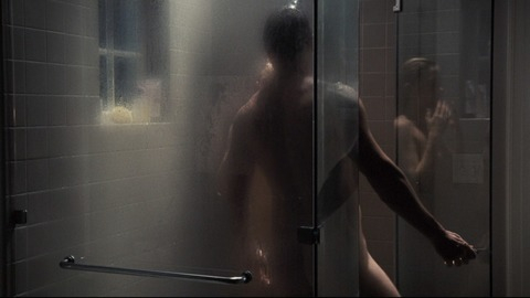 Luke Evans Naked in The Girl on the Train. Butt. 64879