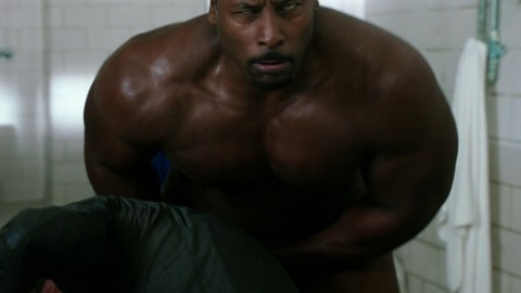 Melvin Tenner in Lethal Weapon (2016-2018) Shirtless 60682