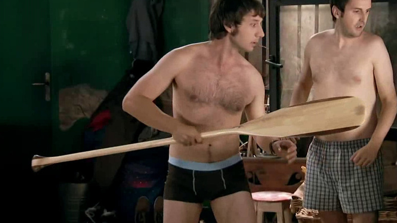 Sexiest Julián López Scene in Con El Culo Al Aire. Shirtless, Underwear. 61231