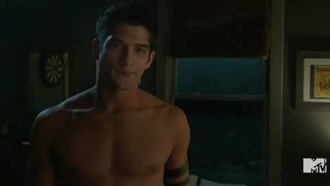 Tyler Posey in Teen Wolf (2011-2017) Sexy Shirtless 62675