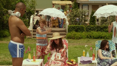Yanic Truesdale in Gilmore Girls: A Year in the Life (2016) Bathing Suit Shirtless 62753