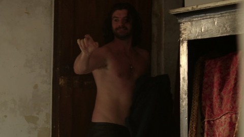 Stuart Martin in Medici (2016-2018) Shirtless 63412