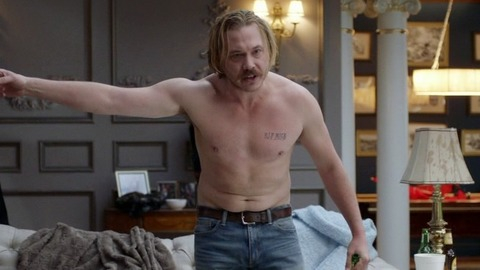 Scott MacArthur in The Mick (2016-2018) Shirtless 66358