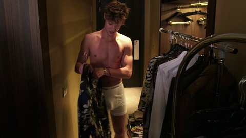 Chasing Cameron's Sexiest Scenes with Cameron Dallas. Bulge, Shirtless, Underwear. 64458