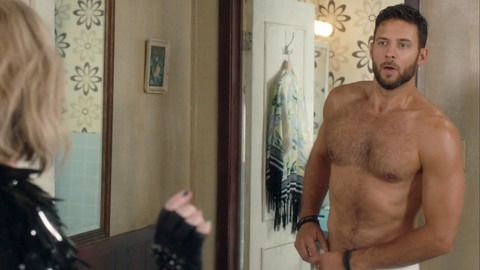 Steve Lund in Schitt's Creek (2015-2019) Sexy Shirtless 64694
